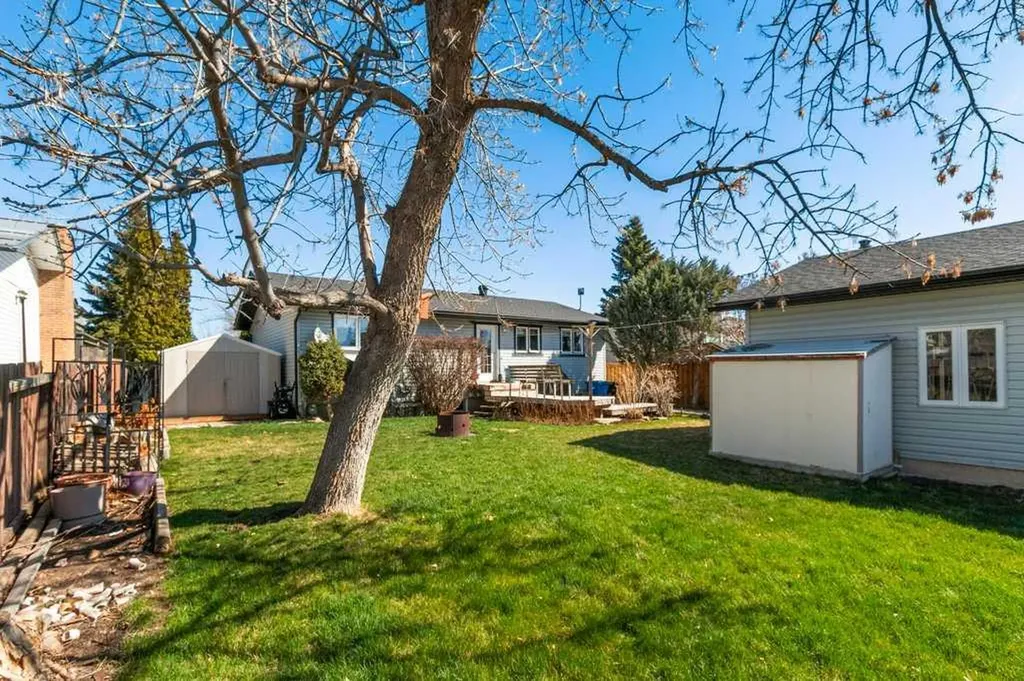 1417 Mccrimmon Drive Carstairs AB T0M 0N0