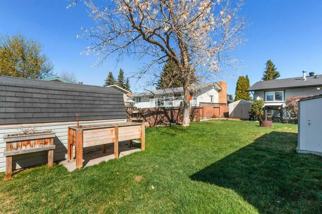 1417 Mccrimmon Drive Carstairs AB T0M 0N0