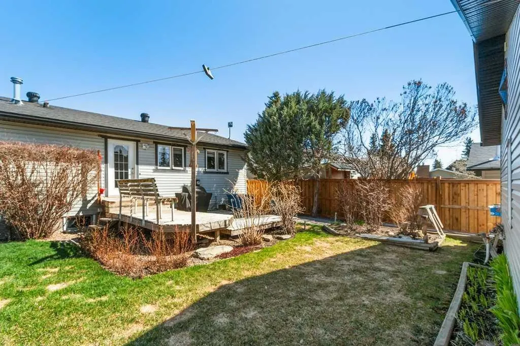 1417 Mccrimmon Drive Carstairs AB T0M 0N0