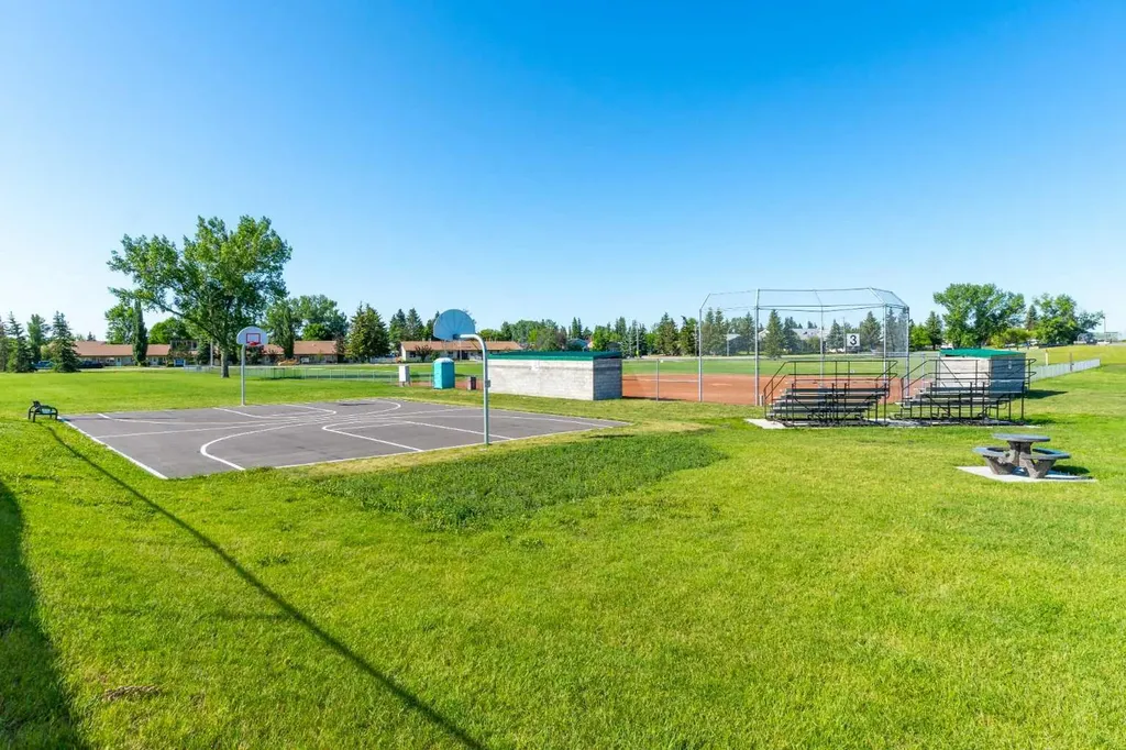1417 Mccrimmon Drive Carstairs AB T0M 0N0