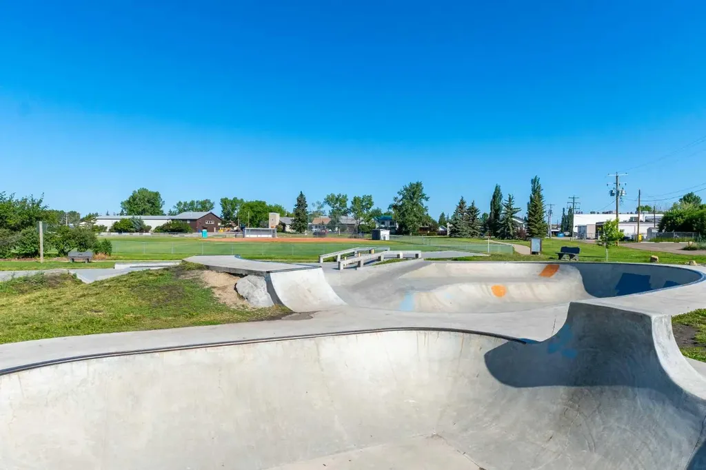 1417 Mccrimmon Drive Carstairs AB T0M 0N0