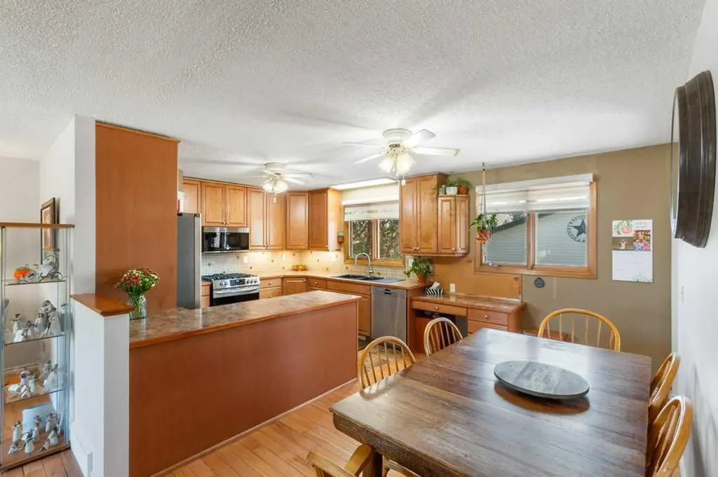 1417 Mccrimmon Drive Carstairs AB T0M 0N0