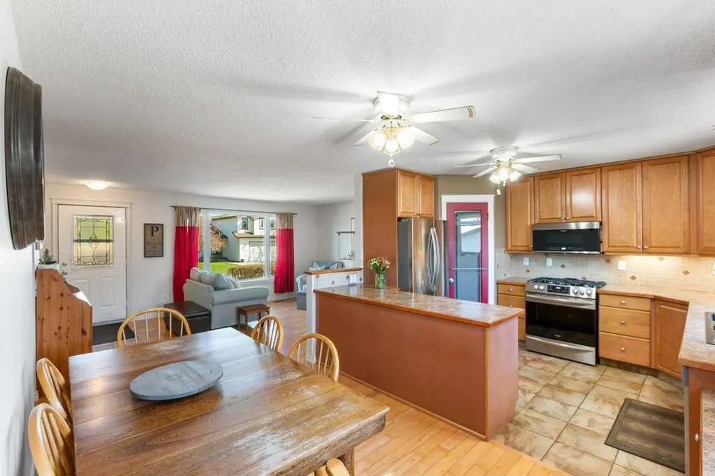 1417 Mccrimmon Drive Carstairs AB T0M 0N0