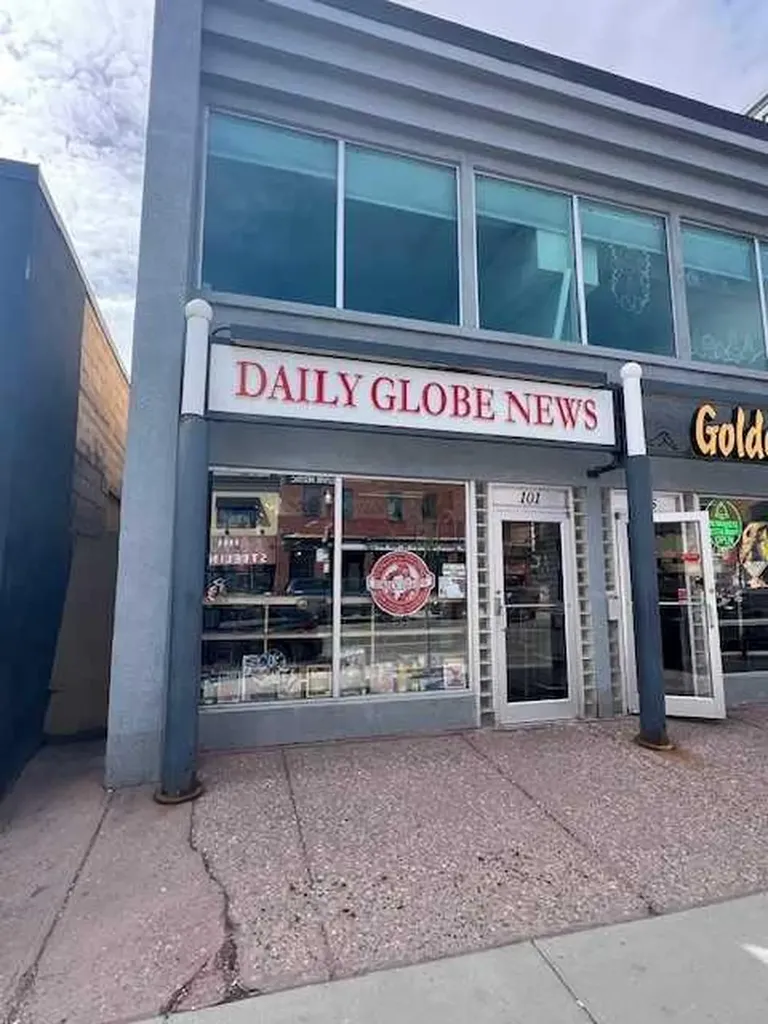 1013 17 Avenue SW Calgary AB T2T 0A7