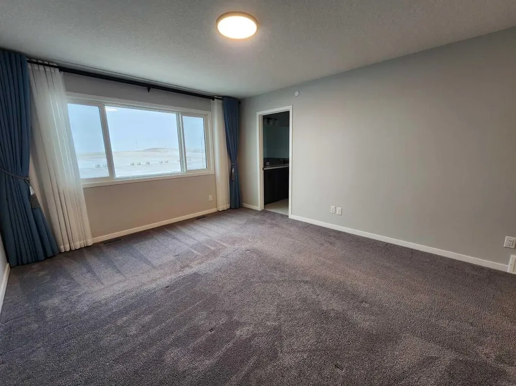 90 Howse Common NE Calgary AB T3P 1L2