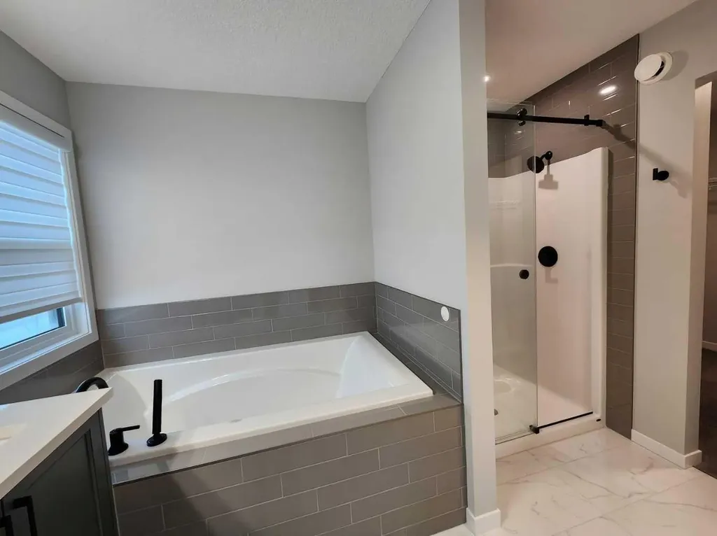 90 Howse Common NE Calgary AB T3P 1L2