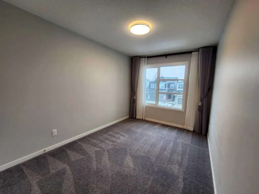 90 Howse Common NE Calgary AB T3P 1L2