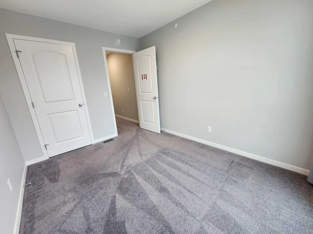 90 Howse Common NE Calgary AB T3P 1L2