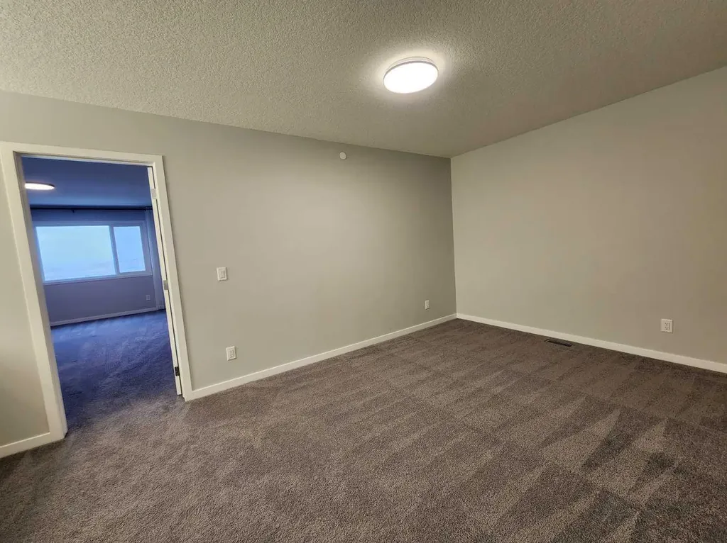 90 Howse Common NE Calgary AB T3P 1L2