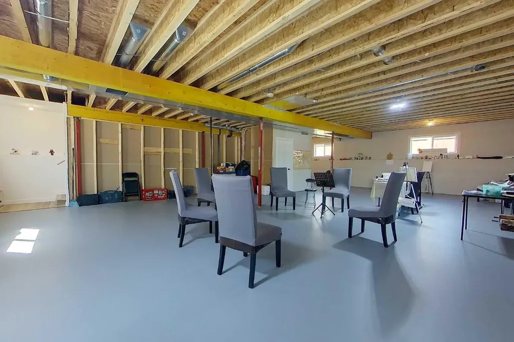 908 7 Avenue SE Slave Lake AB T0G 2A3