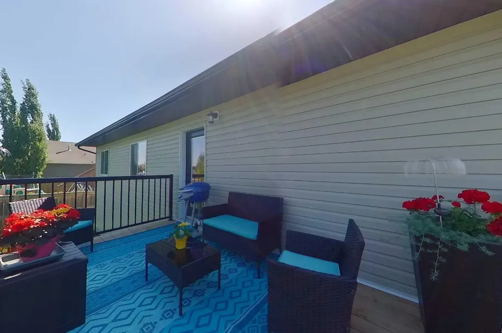 908 7 Avenue SE Slave Lake AB T0G 2A3
