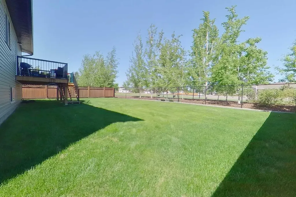 908 7 Avenue SE Slave Lake AB T0G 2A3