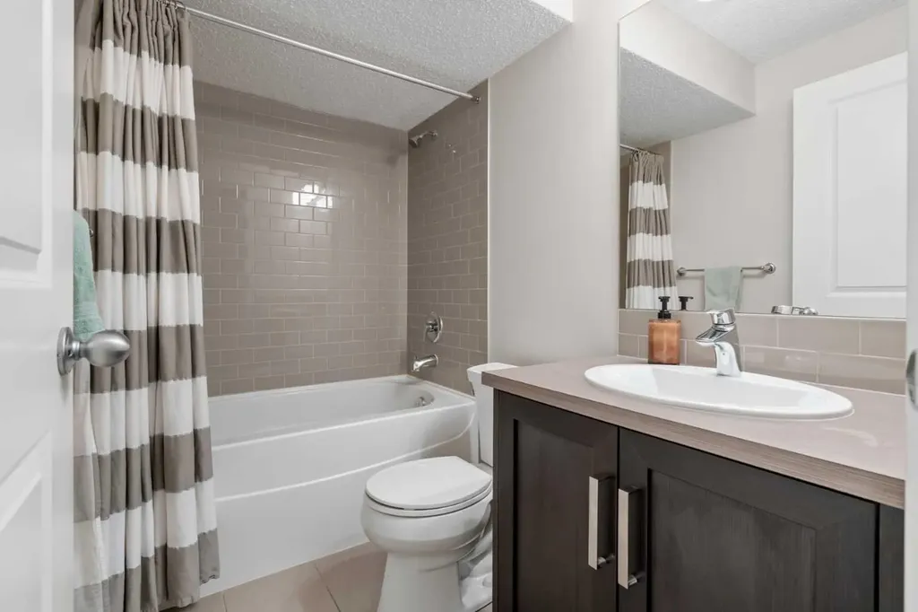 56 Legacy Main Street SE Calgary AB T2X 0Y6