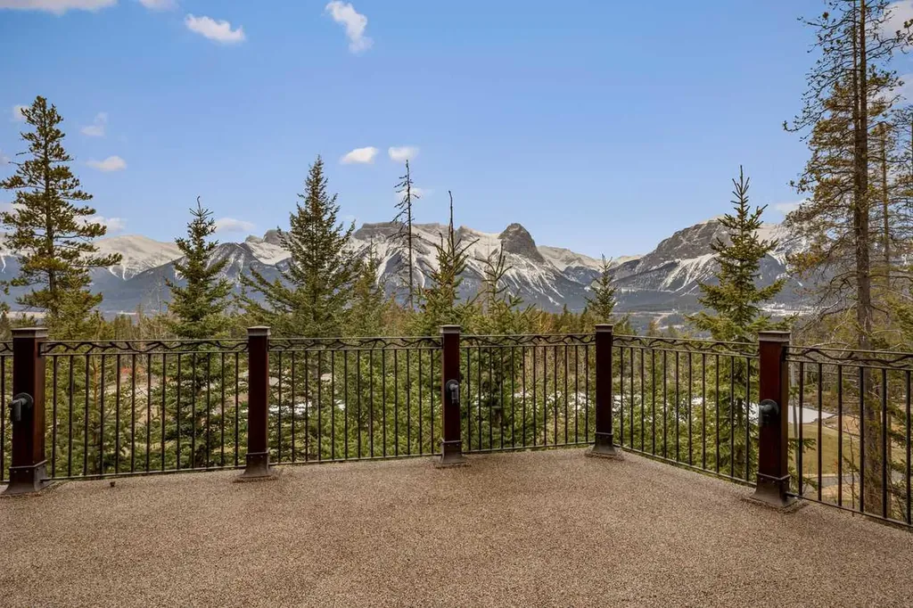 145 Silvertip Ridge Canmore AB T1W 3A8