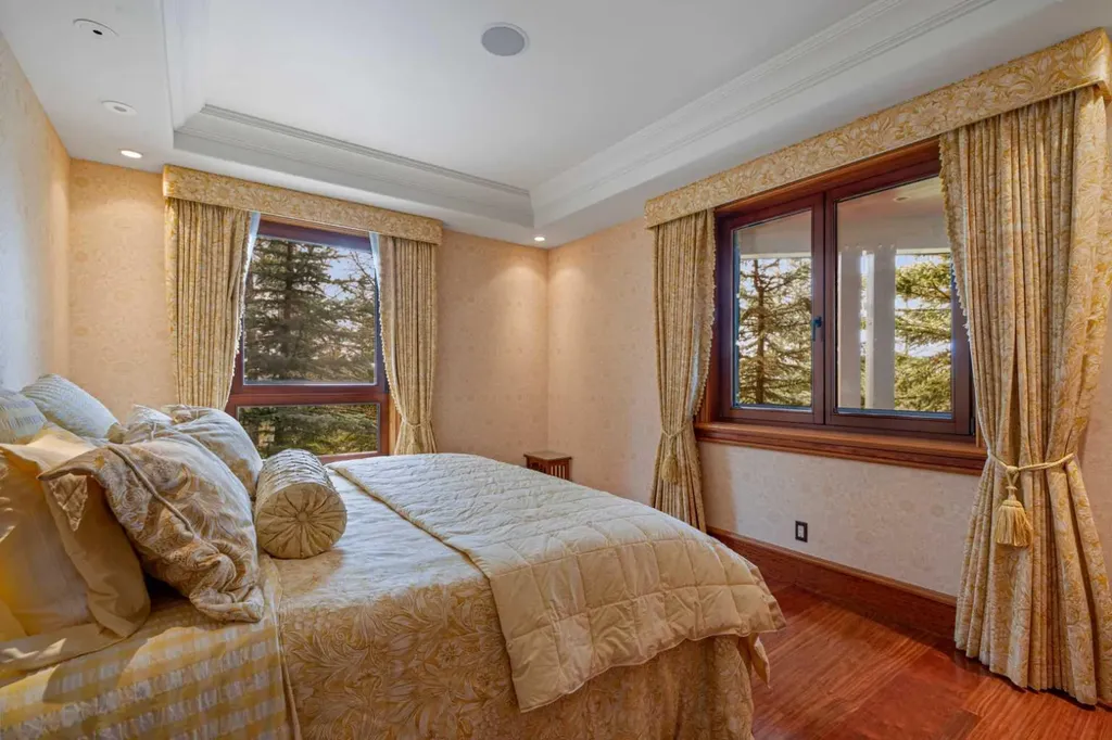 145 Silvertip Ridge Canmore AB T1W 3A8