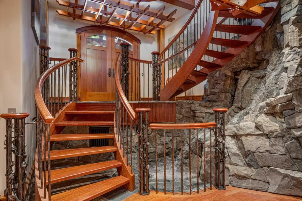 145 Silvertip Ridge Canmore AB T1W 3A8
