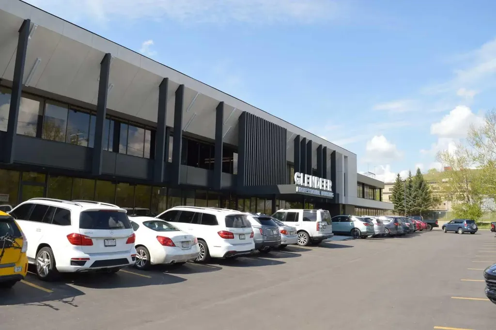 1035 64 Avenue SE Calgary AB T2H 2J7