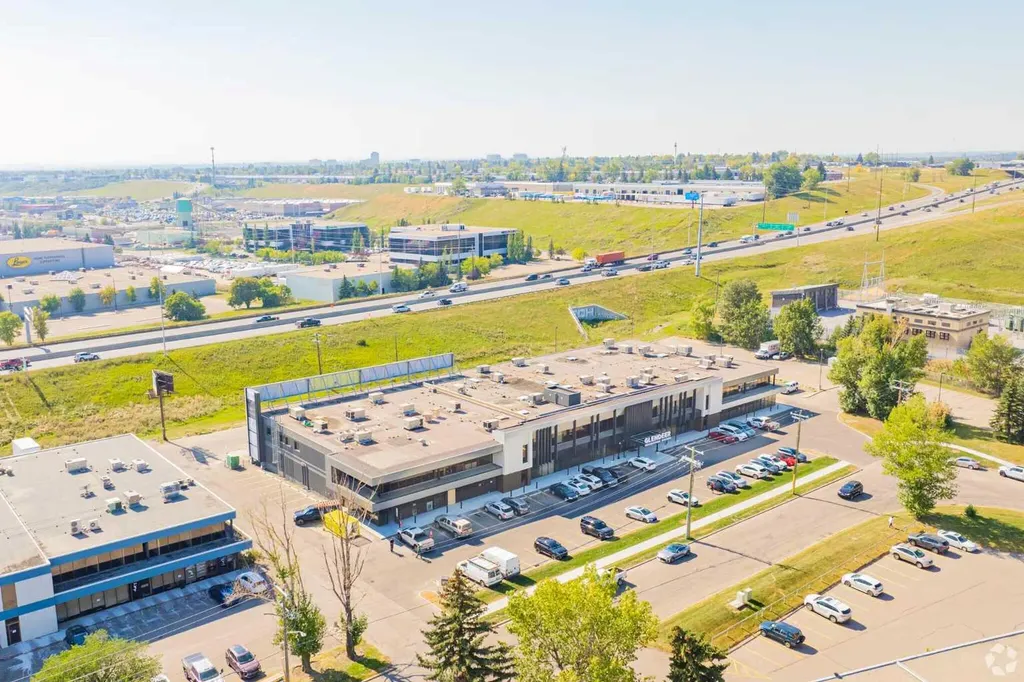 1035 64 Avenue SE Calgary AB T2H 2J7