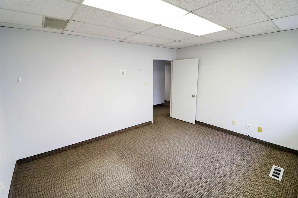 4321 23b Street NE Calgary AB T2E 7V9