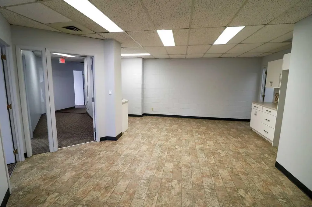4321 23b Street NE Calgary AB T2E 7V9
