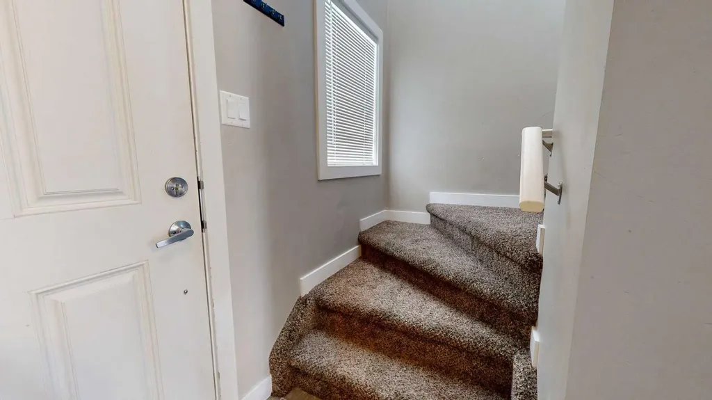 205 Silkstone Road W Lethbridge AB T1J 4J9