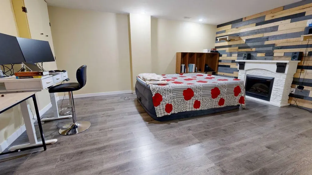 205 Silkstone Road W Lethbridge AB T1J 4J9