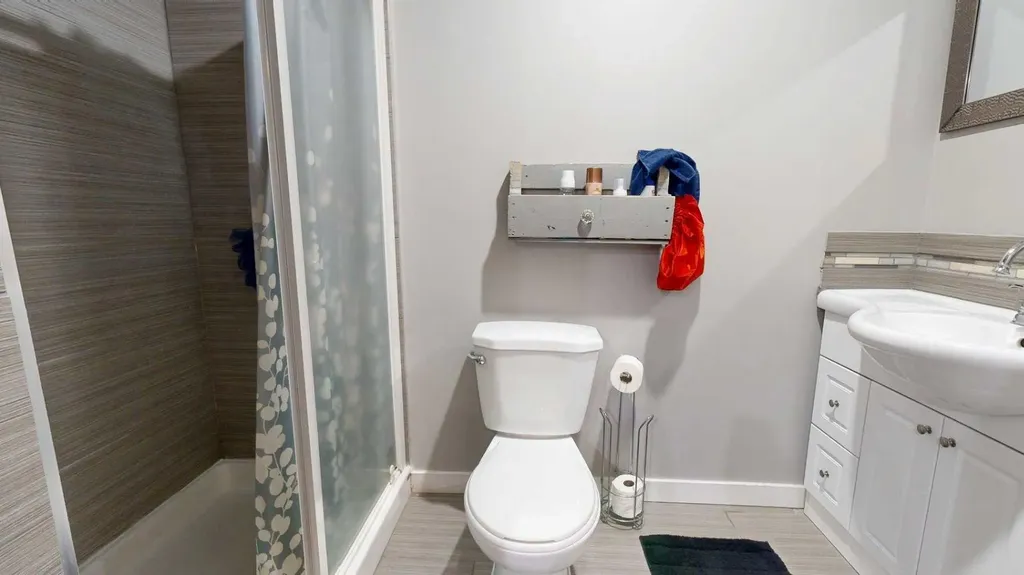 205 Silkstone Road W Lethbridge AB T1J 4J9