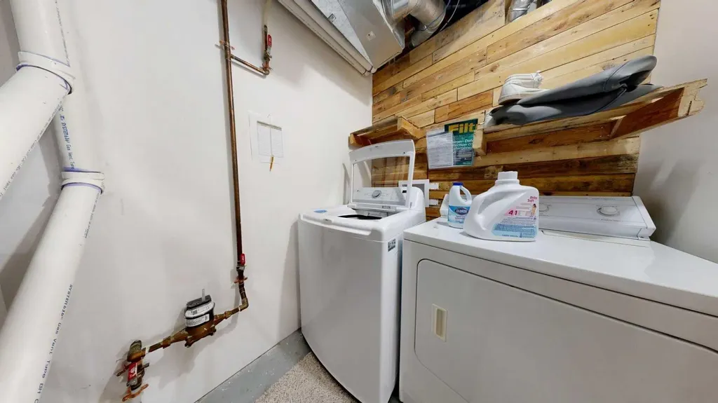 205 Silkstone Road W Lethbridge AB T1J 4J9