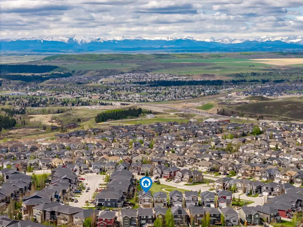 128 Sunset Park Cochrane AB T4C0N5
