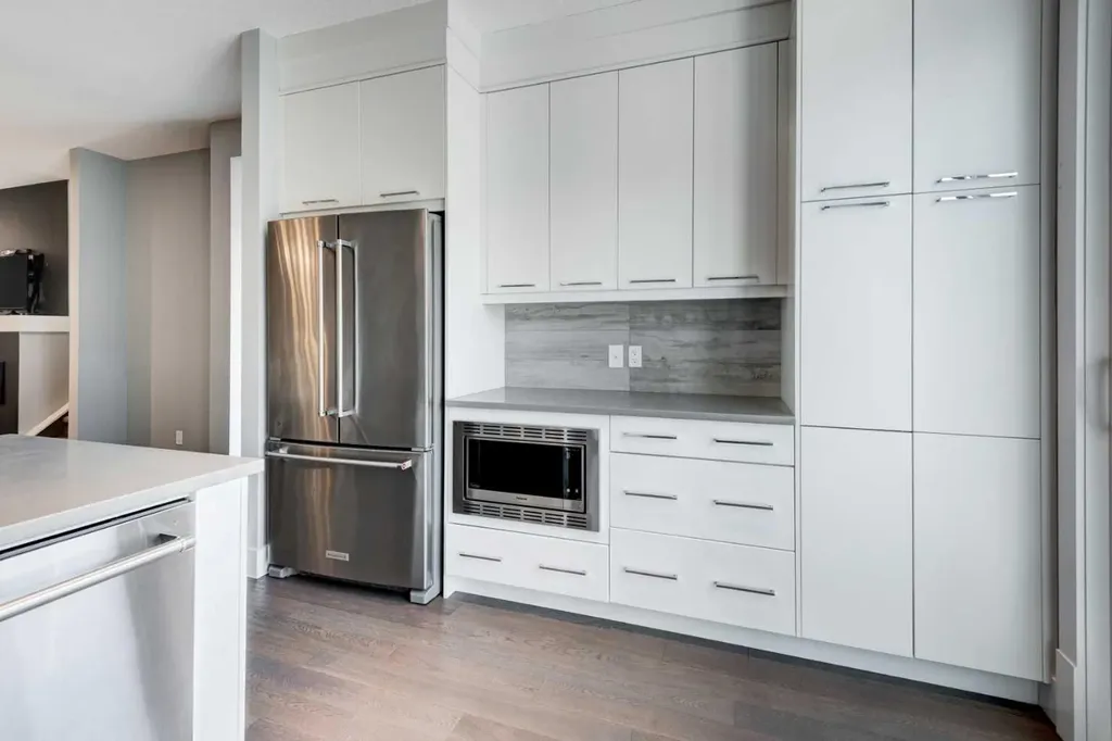 112 Burma Star Road SW Calgary AB T3E7Y4