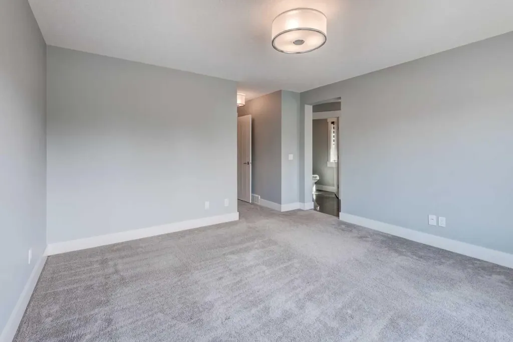 112 Burma Star Road SW Calgary AB T3E7Y4