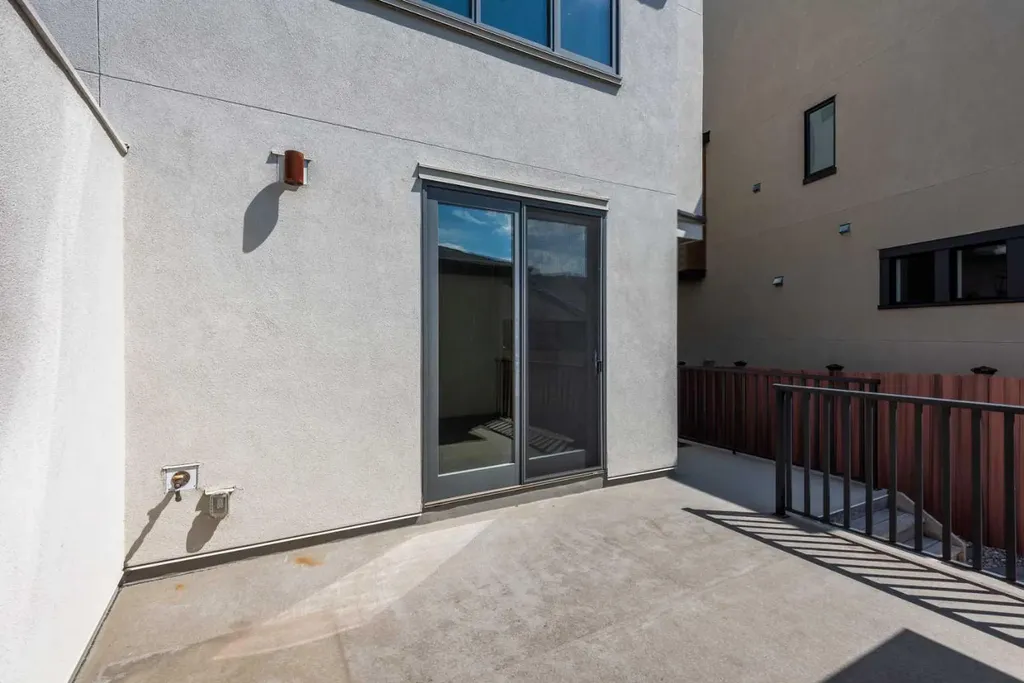 112 Burma Star Road SW Calgary AB T3E7Y4
