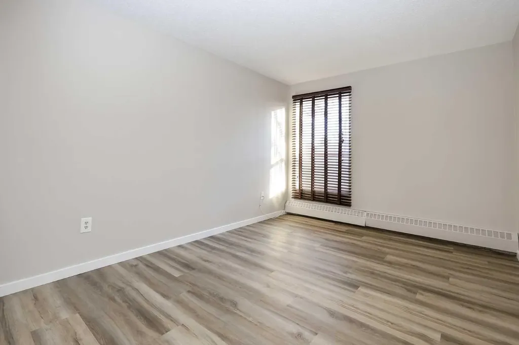 71 Cosgrove Crescent Red Deer AB T4P 2Z6