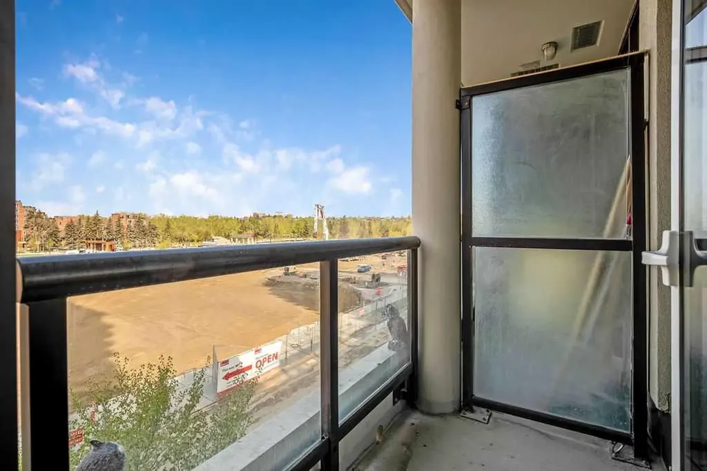 222 Riverfront Avenue SW Calgary AB T2P 0X2