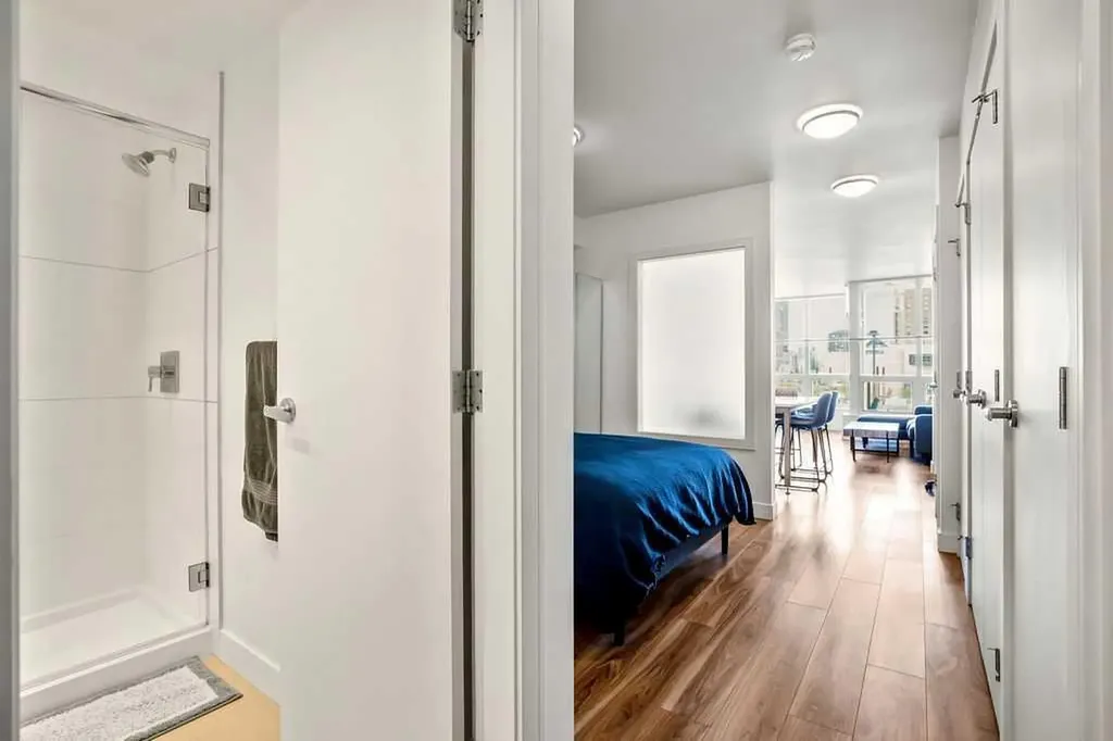 222 Riverfront Avenue SW Calgary AB T2P 0X2