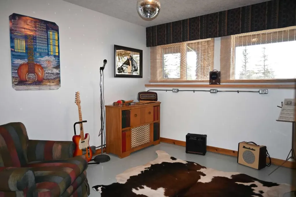 8416 Rge Road 1-3 Rural Pincher Creek No. 9 M.d. Of AB T0K 0P0
