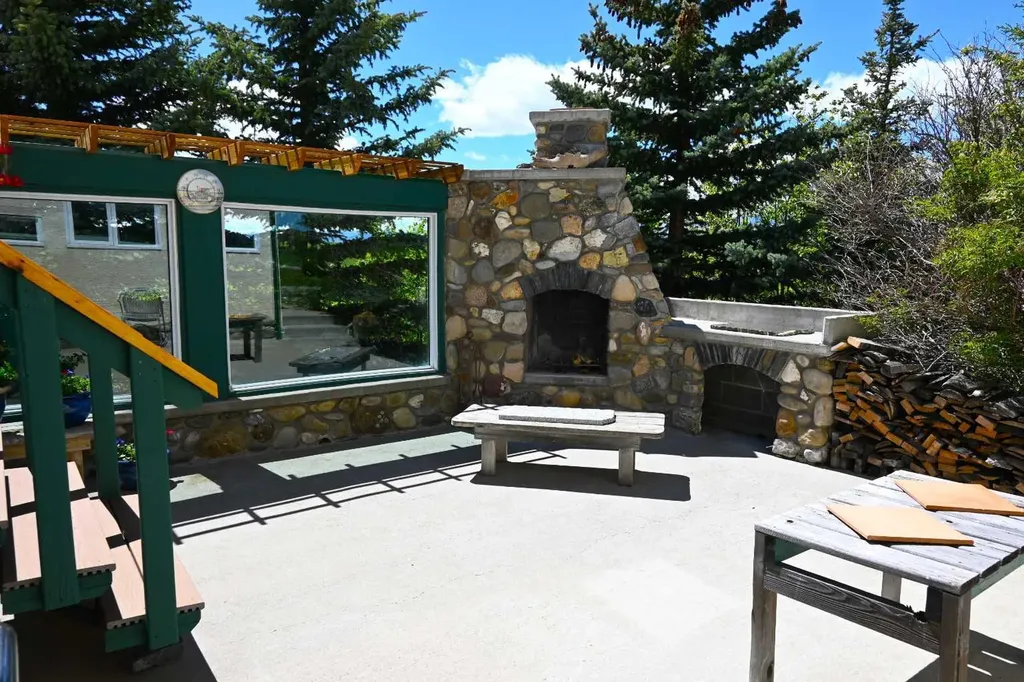 8416 Rge Road 1-3 Rural Pincher Creek No. 9 M.d. Of AB T0K 0P0