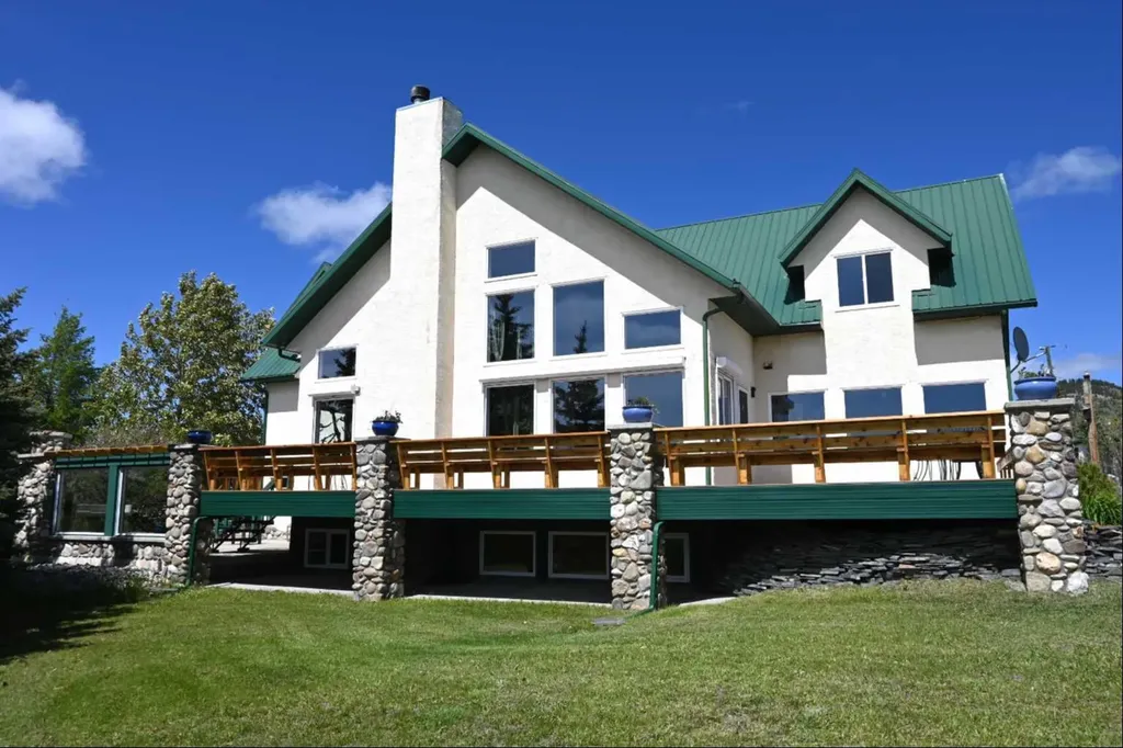 8416 Rge Road 1-3 Rural Pincher Creek No. 9 M.d. Of AB T0K 0P0