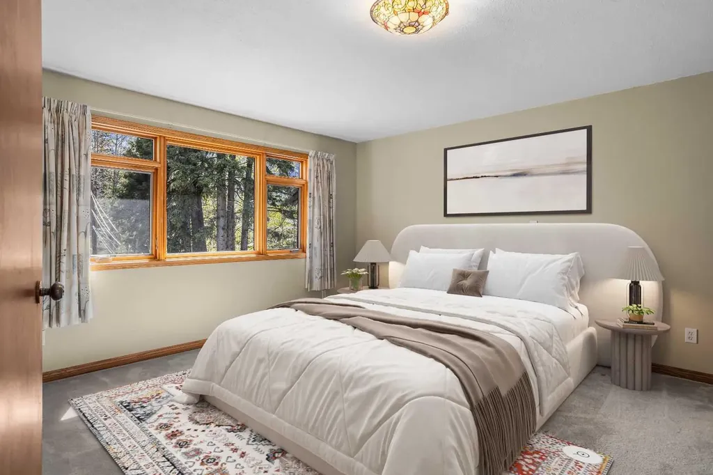 933 15th Street Canmore AB T1W 1X2