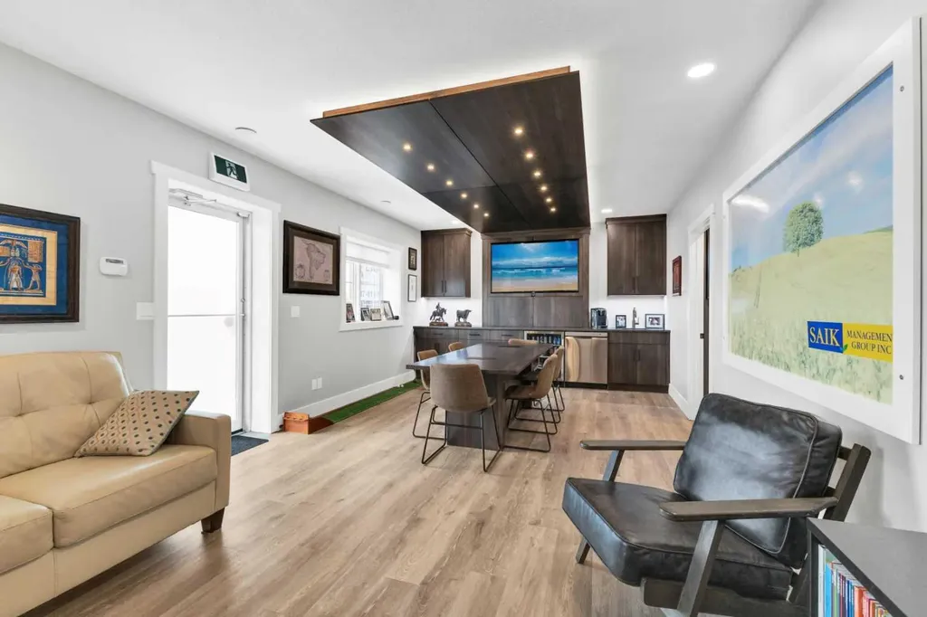 20A Sylvaire Close Sylvan Lake AB T4S 2H6