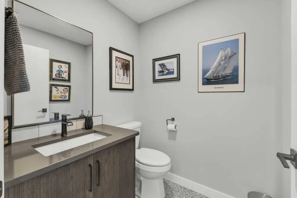 20A Sylvaire Close Sylvan Lake AB T4S 2H6