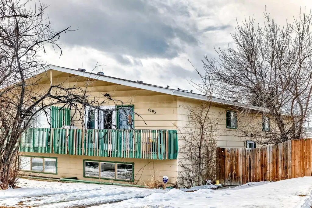 4105 53 Avenue Innisfail AB T4G 1G3