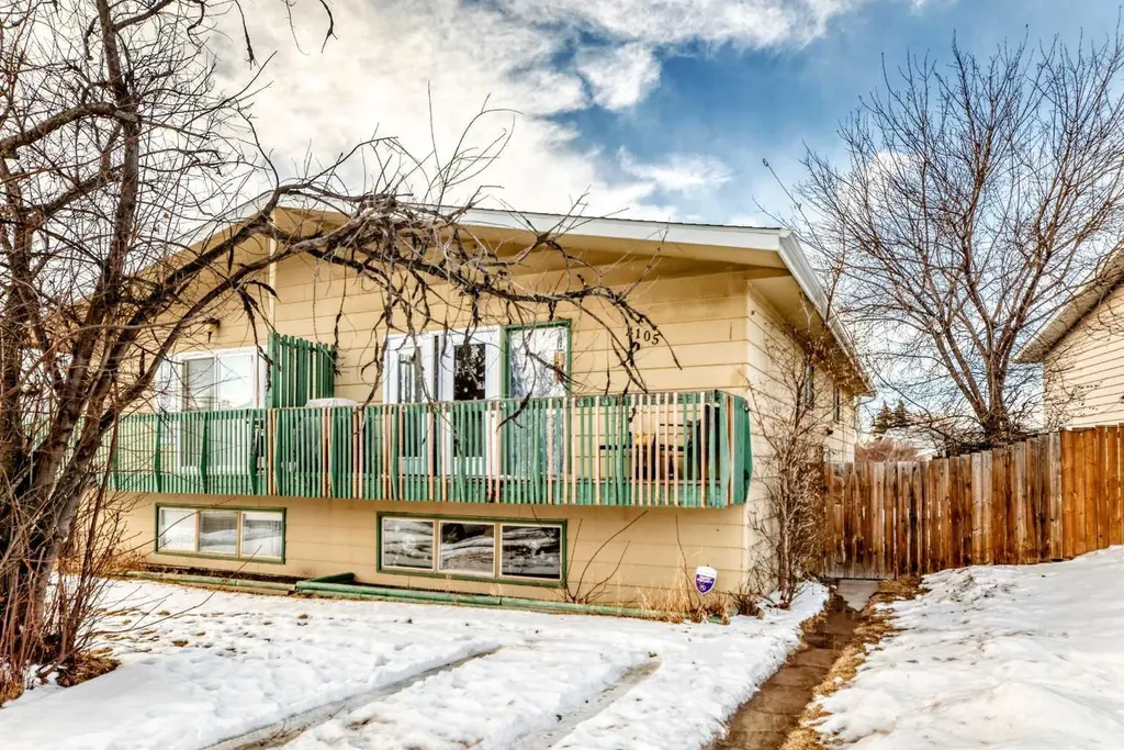 4105 53 Avenue Innisfail AB T4G 1G3