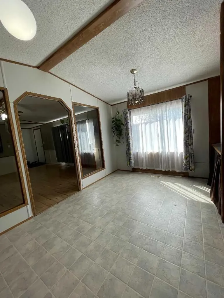 10508 98 Avenue High Level AB T0H 1Z0