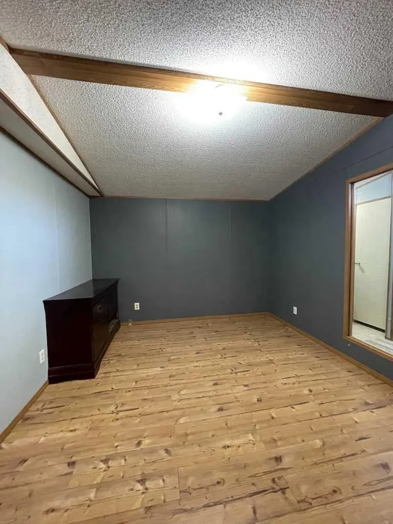 10508 98 Avenue High Level AB T0H 1Z0