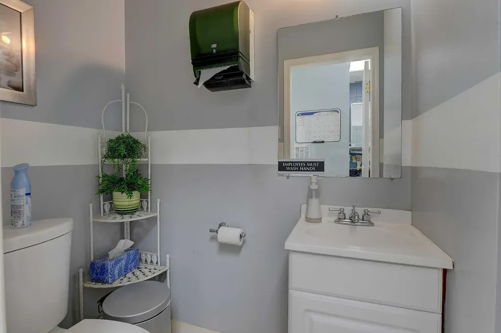 10018 101 Avenue Grande Prairie AB T8V0Y1