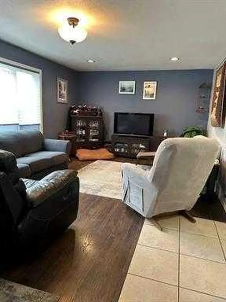 623 2nd Street E Cardston AB T0K 0K0