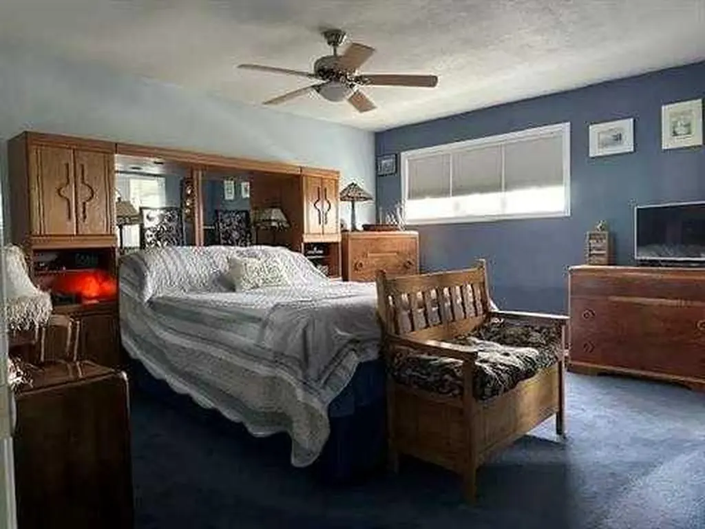 623 2nd Street E Cardston AB T0K 0K0