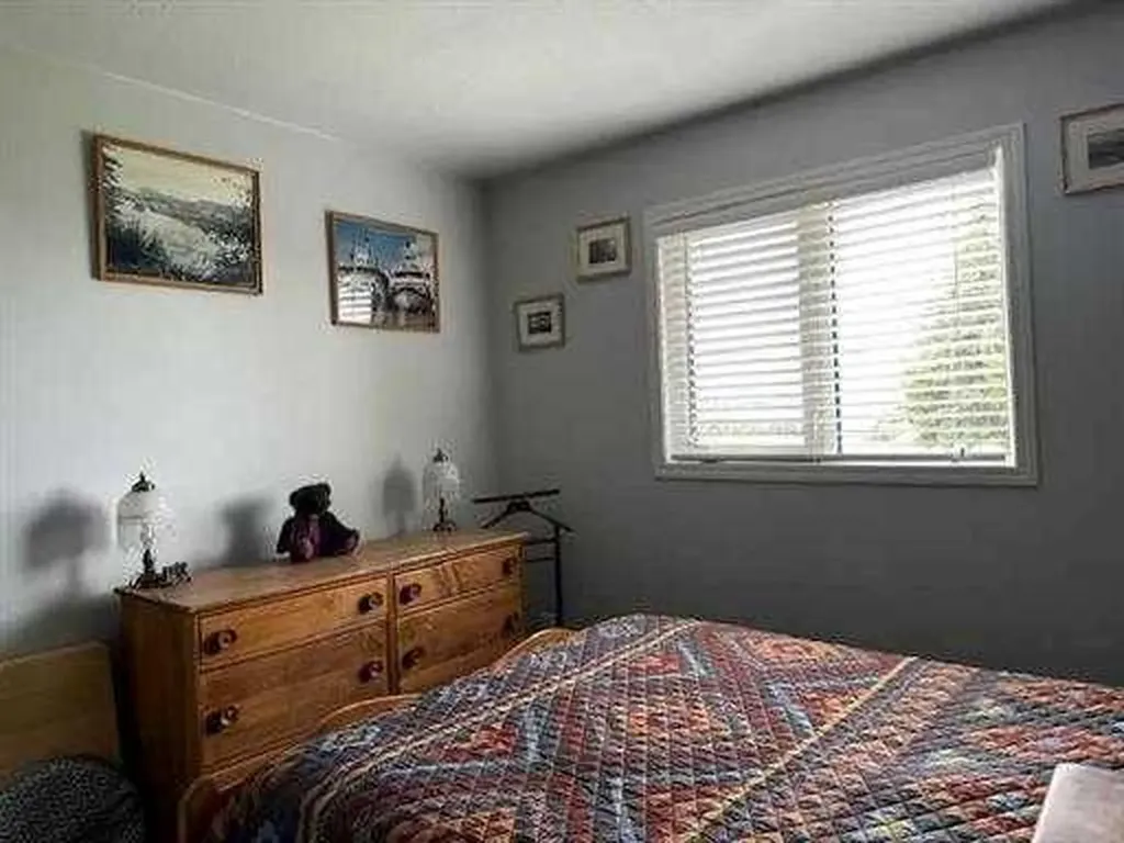 623 2nd Street E Cardston AB T0K 0K0