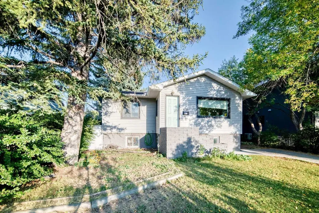 820 9a Street NE Calgary AB T2E 4L6